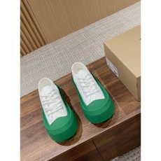 Gucci Casual Shoes